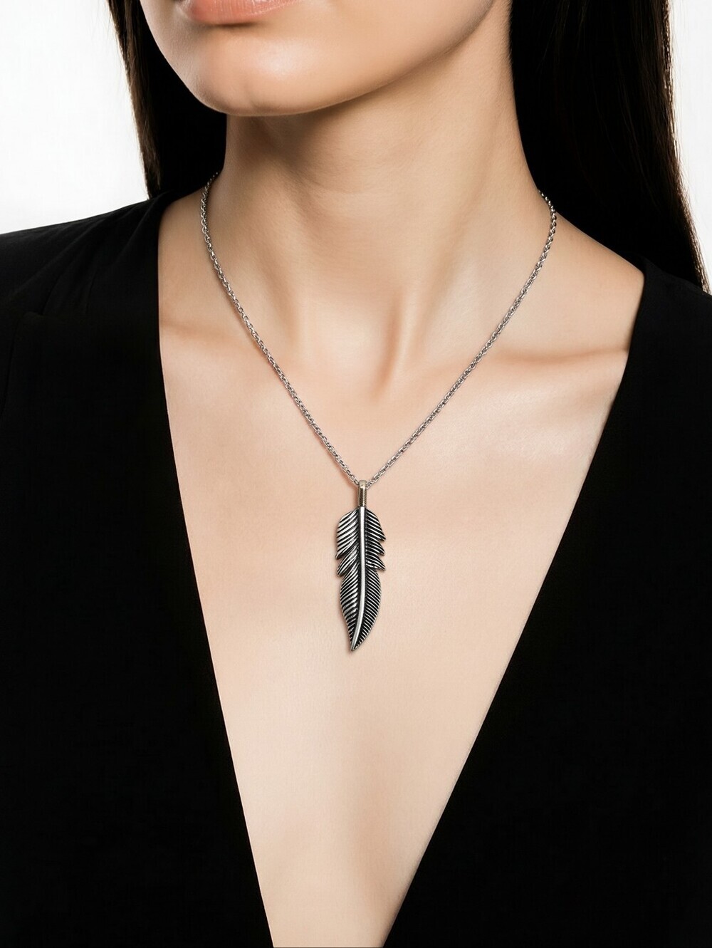 NWT nadineWest Antiqued Silver Feather Pendant Necklace ~20"